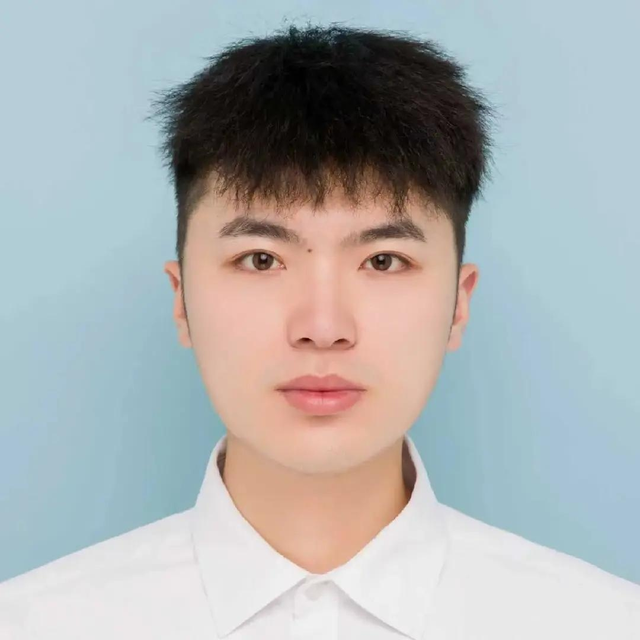 黄堃